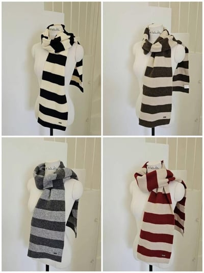 正韓EBA學生情侶風撞色圍巾 ( 5.3%羊毛 )6